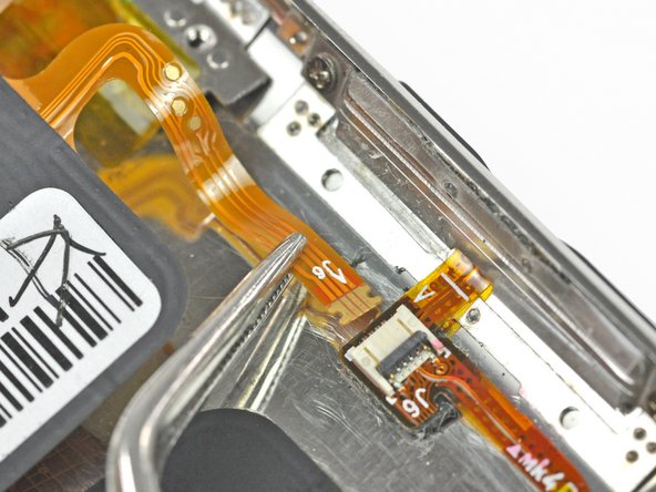 iPod Touch 2nd Generation Power/Volume Controls Replacement: step 22, image 2 of 2