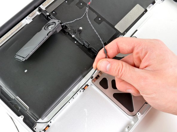 MacBook Pro 13" Unibody Early 2011 Upper Case Replacement: step 34, image 1 of 1