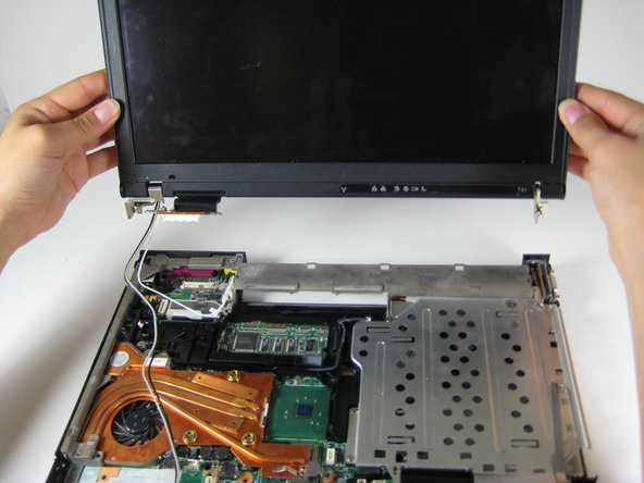 IBM ThinkPad T41 Motherboard Replacement: step 31, image 1 of 1
