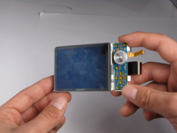 Repairing Sony Cyber-shot DSC-W290 LCD: step 15, image 1 of 3