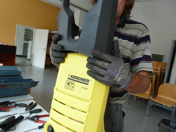 High Pressure Cleaner, High Pressure Cleaner: step 1, image 3 of 3