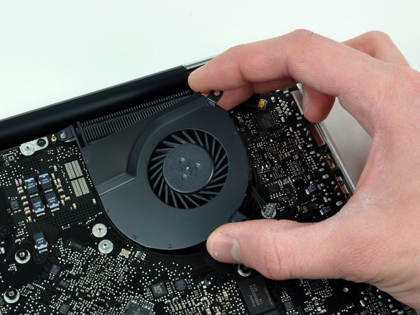 MacBook Pro 15" Unibody Mid 2009 Left Fan Replacement: step 4, image 2 of 2