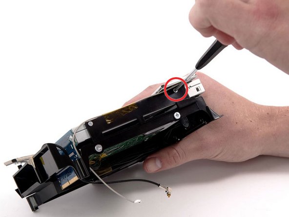 Mac mini (PowerPC) Bluetooth Antenna Replacement: step 10, image 1 of 1