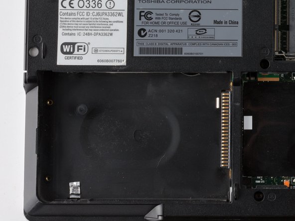 Toshiba Satellite M45 Speakers Replacement: step 4, image 3 of 3