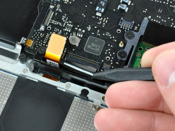 MacBook Unibody Model A1278 Upper Case Replacement: step 35, image 2 of 2