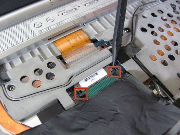 Sony Vaio PCG-6J2L screen Replacement: step 5, image 2 of 2