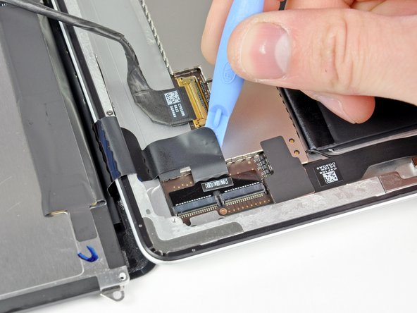 iPad 2 Wi-Fi EMC 2415 Home Button Control Board Replacement: step 30, image 1 of 2