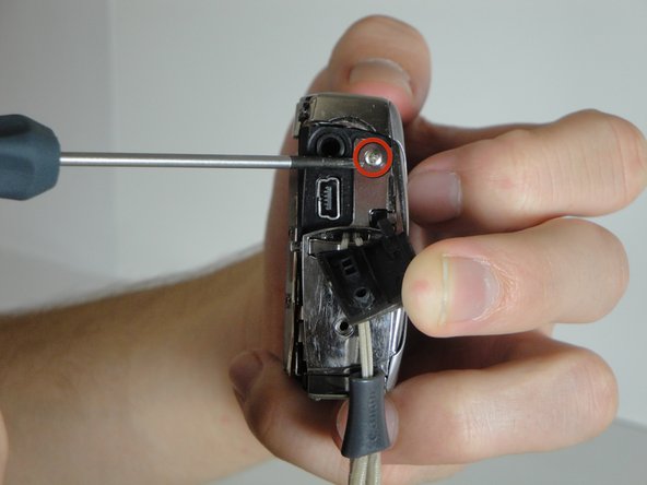 Disassembling Canon PowerShot SD800 IS Lens Assembly: step 5, image 1 of 1