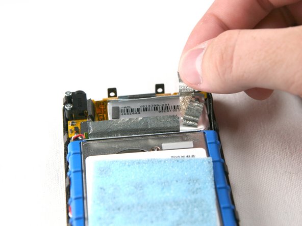 Microsoft Zune 80 Hard Drive Replacement: step 4, image 2 of 2