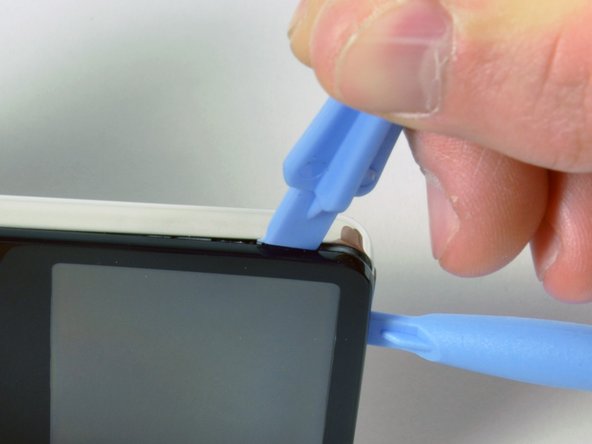 iPod 5th Generation (Video) Hard Drive Cable Replacement: step 4, image 3 of 3