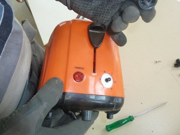 Toaster: step 3, image 2 of 2