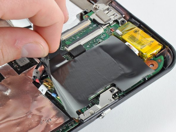 HP Mini 1000 Display Assembly Replacement: step 24, image 2 of 2