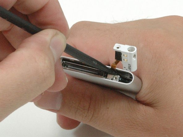 iPod Nano 2nd Generation Logic Board Replacement: step 11, image 1 of 1