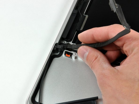 MacBook Unibody Model A1278 Upper Case Replacement: step 31, image 2 of 2