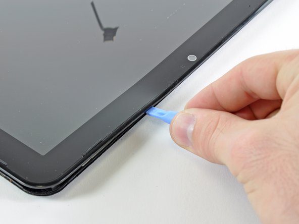 HP Mini 1000 LCD Assembly Replacement: step 42, image 1 of 2