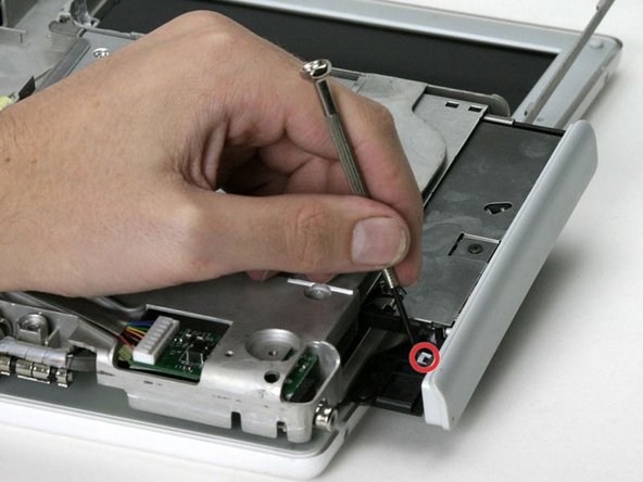 iBook G3 14" Optical Drive Replacement: step 35, image 1 of 1