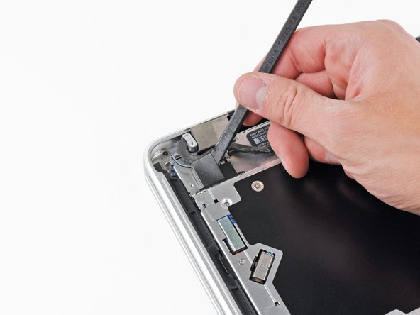 MacBook Pro 17" Unibody Upper Case Replacement: step 35, image 1 of 1