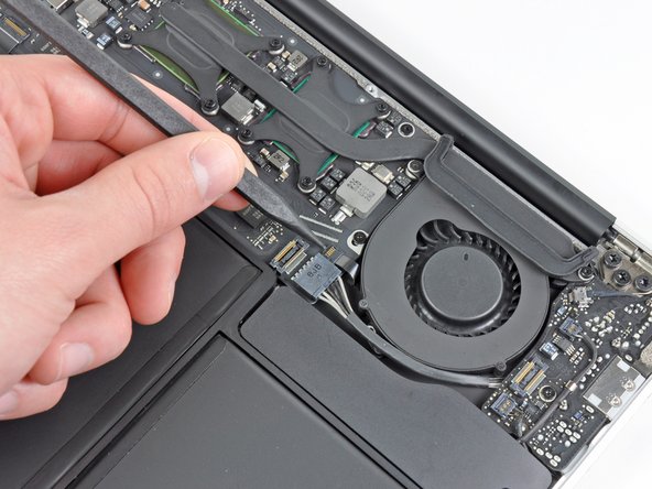 MacBook Air 13" Late 2010 Logic Board Replacement: step 6, image 1 of 1