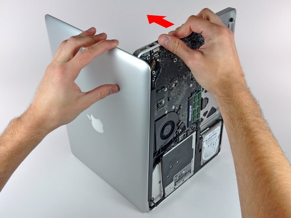 MacBook Pro 15" Unibody 2.53 GHz Mid 2009 Front Display Glass Replacement: step 18, image 1 of 3