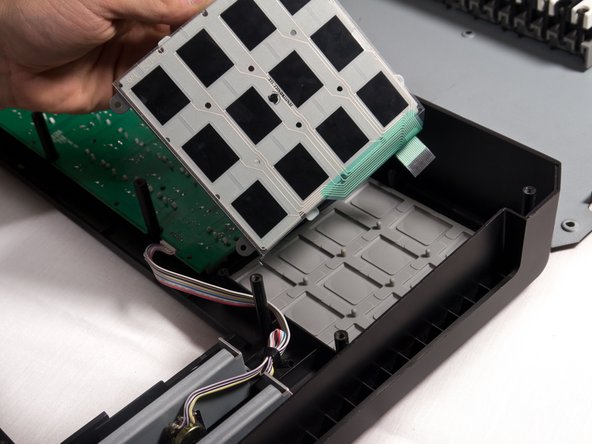 Akai MPK25 Beat Pad Removal: step 9, image 2 of 2