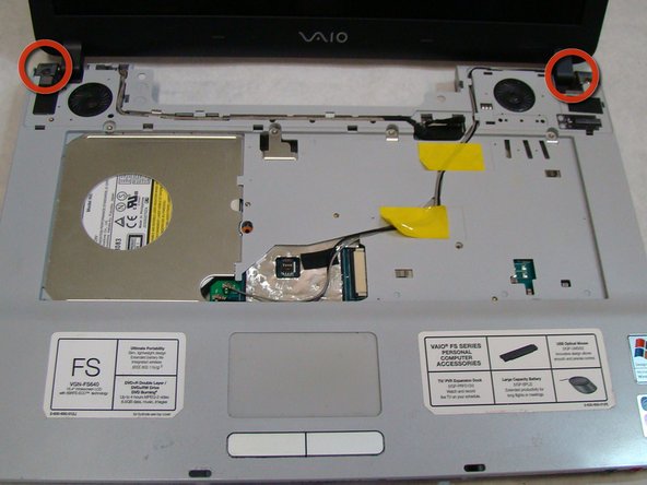 Sony Vaio PCG-7A2L LCD Screen Replacement: step 24, image 1 of 3