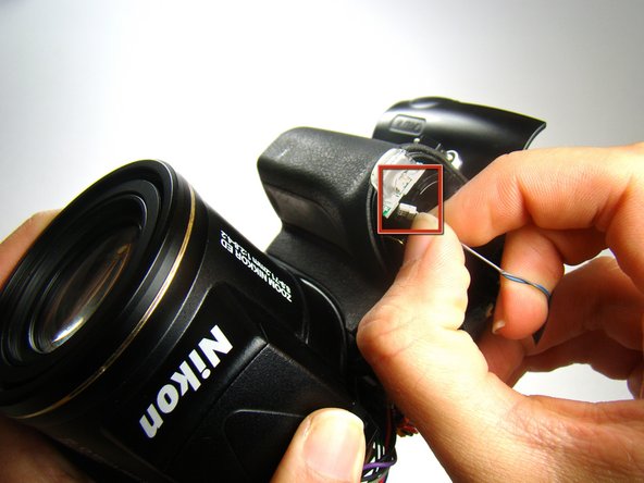 Nikon Coolpix E5700 Speaker Replacement: step 23, image 1 of 2