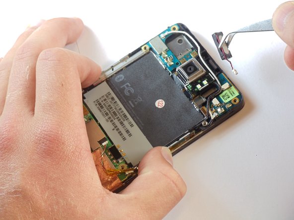 HTC HD2 Screen Replacement: step 7, image 3 of 3