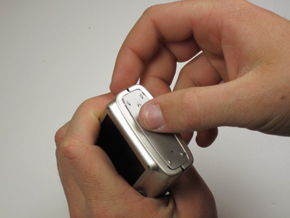 Canon Powershot SD550 Outer Case Replacement: step 4, image 2 of 3