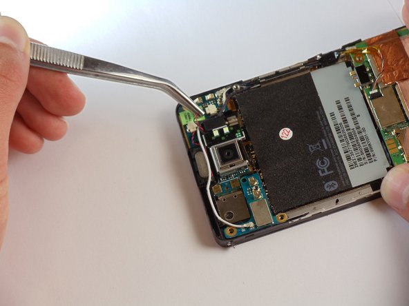 HTC HD2 Screen Replacement: step 5, image 1 of 2