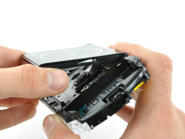 PSP 300xc UMD Brace Replacement: step 19, image 2 of 3