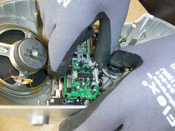 Radio CD Recorder: step 8, image 2 of 3