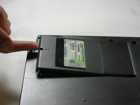 Fujitsu LifeBook N3510 RAM Replacement: step 5, image 1 of 2
