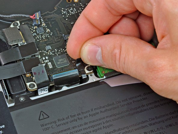 MacBook Pro 13" Unibody Mid 2009 Microphone Replacement: step 13, image 1 of 1