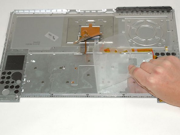 PowerBook G4 Aluminum 17" 1-1.67 GHz Keyboard (1.67 GHz LR) Replacement: step 18, image 1 of 1