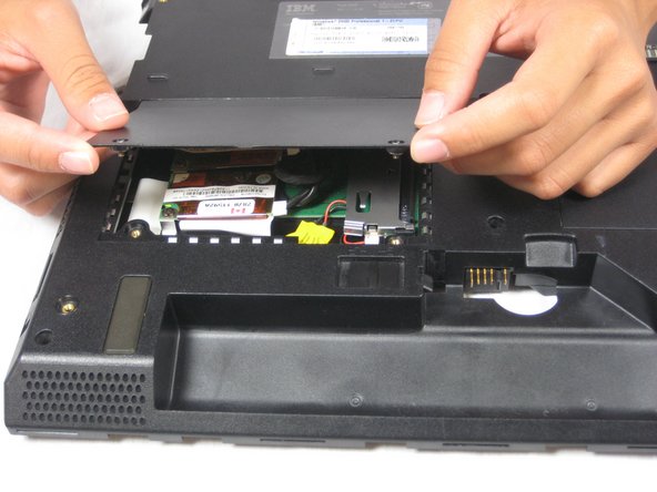 Disassembling IBM ThinkPad A30 Speakers: step 18, image 3 of 3