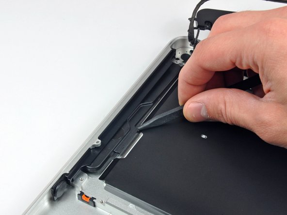 MacBook Pro 13" Unibody Mid 2009 Upper Case Replacement: step 28, image 1 of 1
