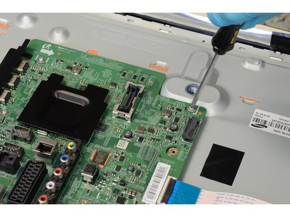 Samsung UE32H6470SSXZG TV set, Removal of Printed Circuit Boards (PCB): step 3, image 2 of 3