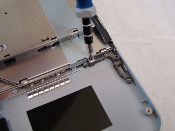 Sony Vaio PCG-7A2L Optical Drive Replacement: step 12, image 2 of 3