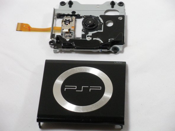 PSP 2000 UMD Drive Replacement: step 12, image 2 of 2