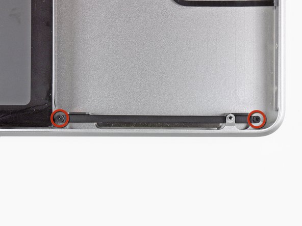 MacBook Pro 17" Unibody Upper Case Replacement: step 31, image 1 of 2