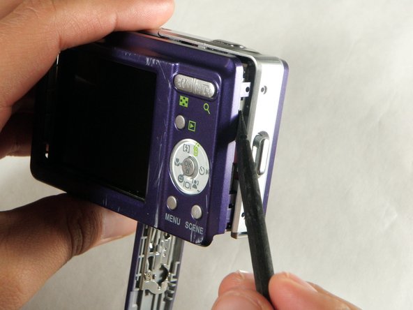 Sanyo VPC S1275 LCD Screen Replacement: step 5, image 2 of 3