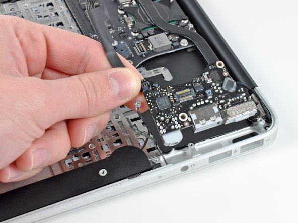 MacBook Air 11" Late 2010 I/O Board Replacement: step 19, image 1 of 1