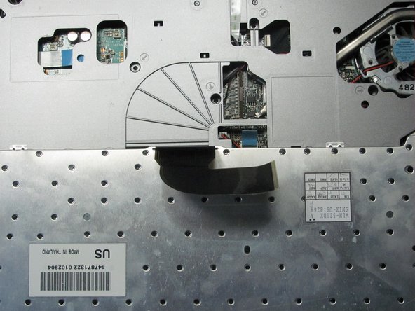 Sony Vaio VGN-S260 Upper Casing Replacement: step 6, image 2 of 2