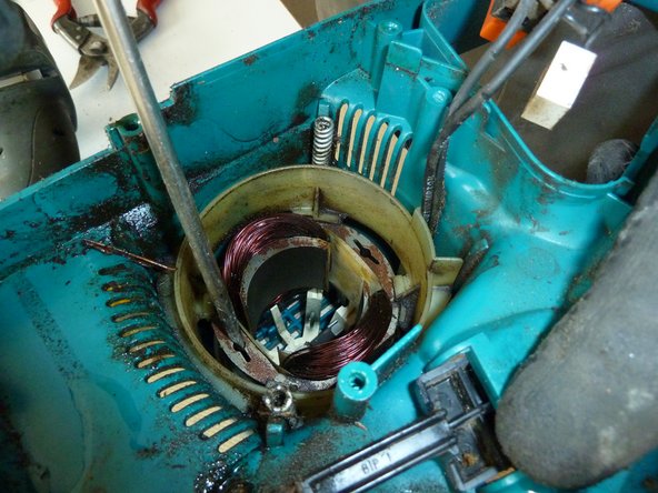 Chainsaw: step 7, image 1 of 2