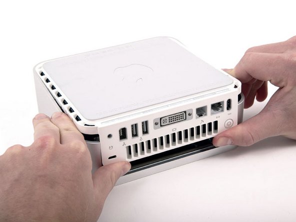 Mac mini (PowerPC) Modem Replacement: step 4, image 1 of 1