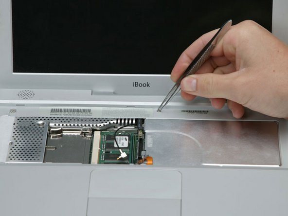 iBook G3 12" Optical Drive Replacement: step 28, image 1 of 1