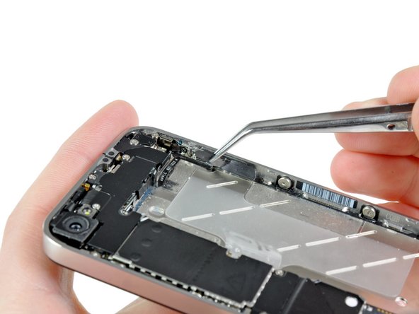 iPhone 4 Volume Button Replacement: step 7, image 1 of 1