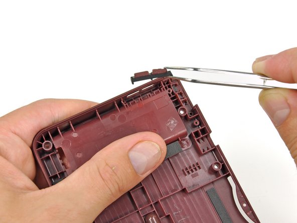 Nintendo DSi XL Volume Buttons Replacement: step 11, image 2 of 3