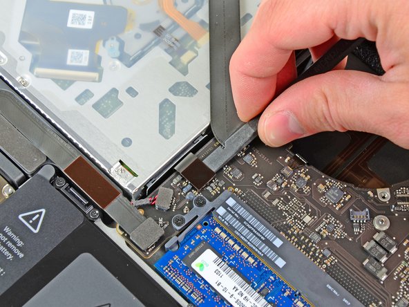 MacBook Pro 15" Unibody Early 2011 Upper Case Replacement: step 12, image 1 of 1