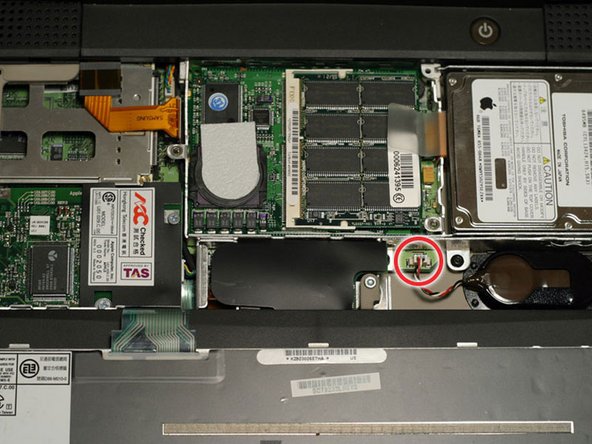 PowerBook G3 Lombard Inverter Replacement: step 7, image 1 of 1